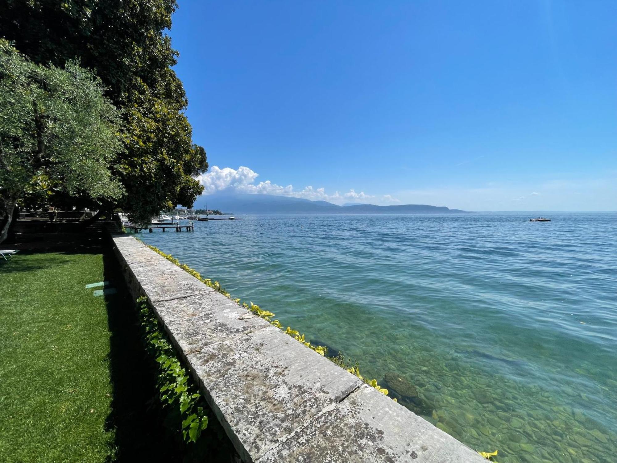 Villa Maria Apartments Moniga del Garda Ngoại thất bức ảnh