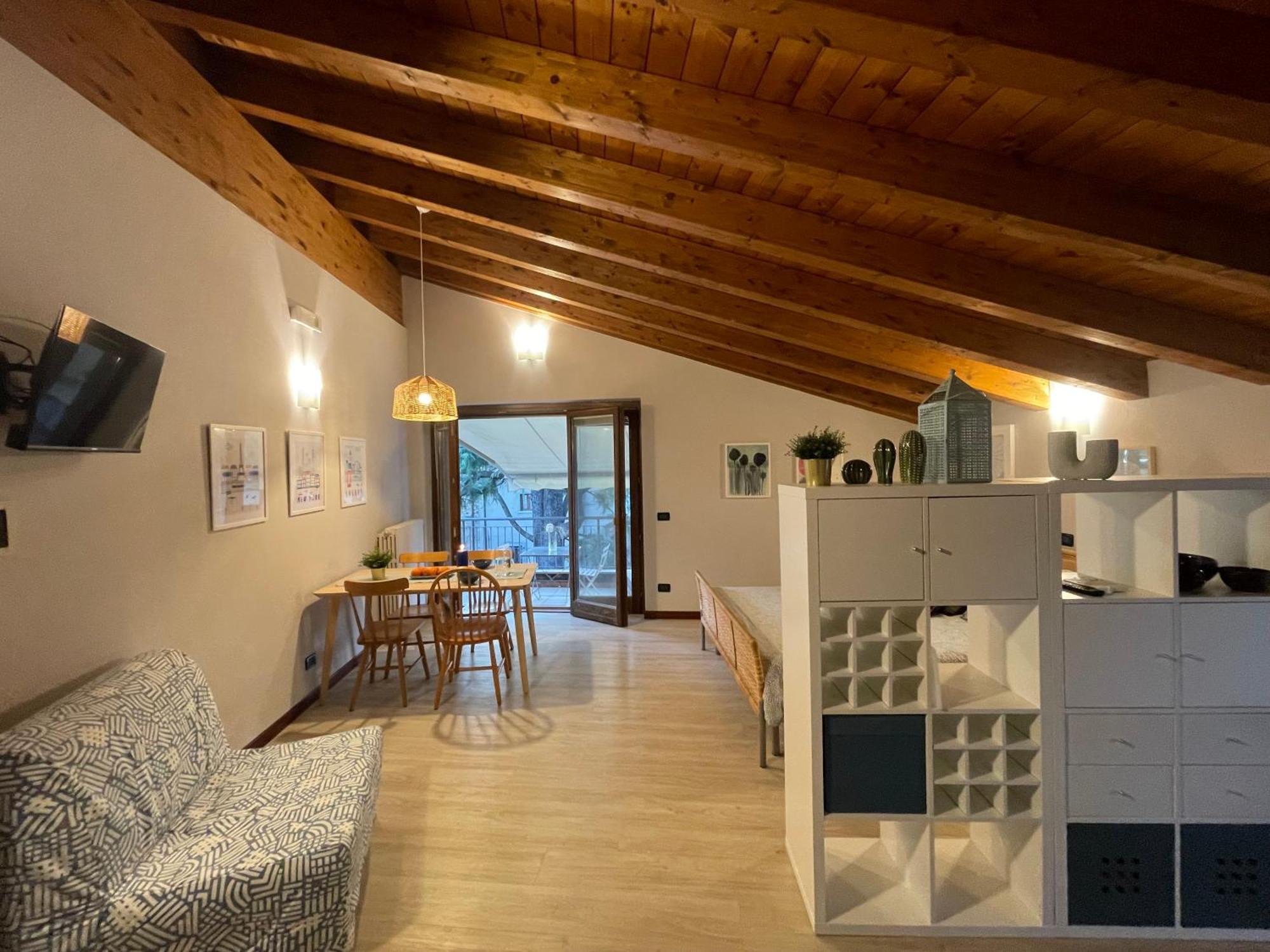 Villa Maria Apartments Moniga del Garda Ngoại thất bức ảnh