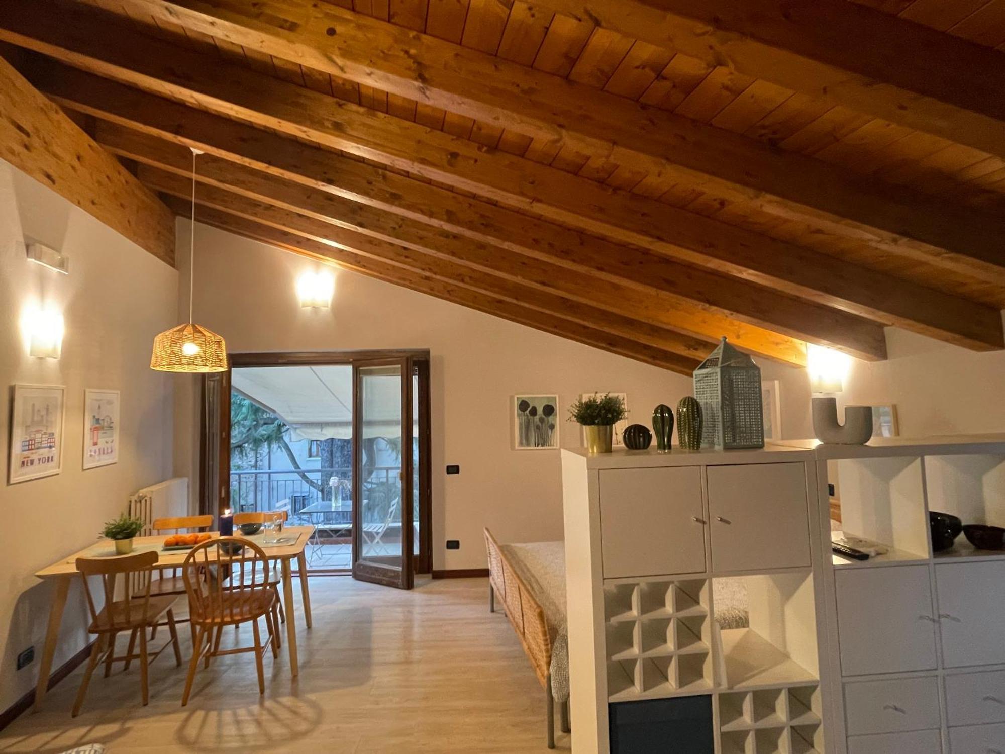 Villa Maria Apartments Moniga del Garda Ngoại thất bức ảnh