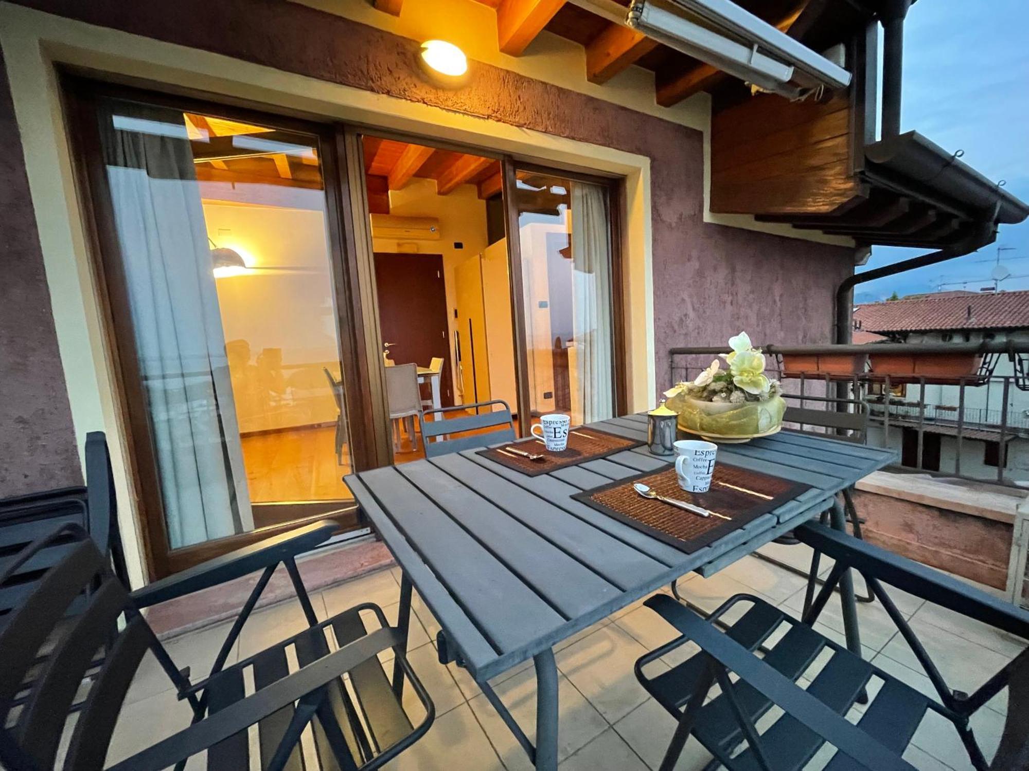 Villa Maria Apartments Moniga del Garda Ngoại thất bức ảnh