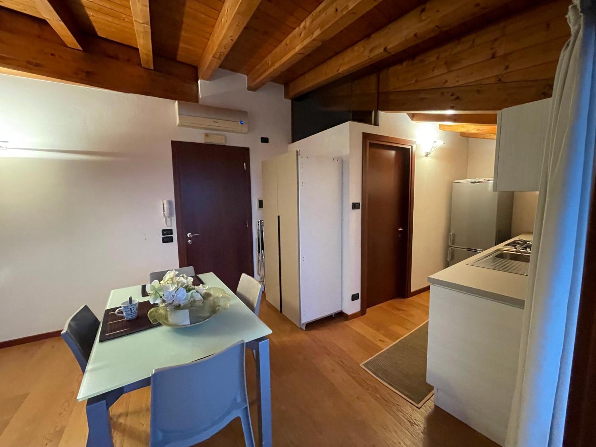 Villa Maria Apartments Moniga del Garda Ngoại thất bức ảnh